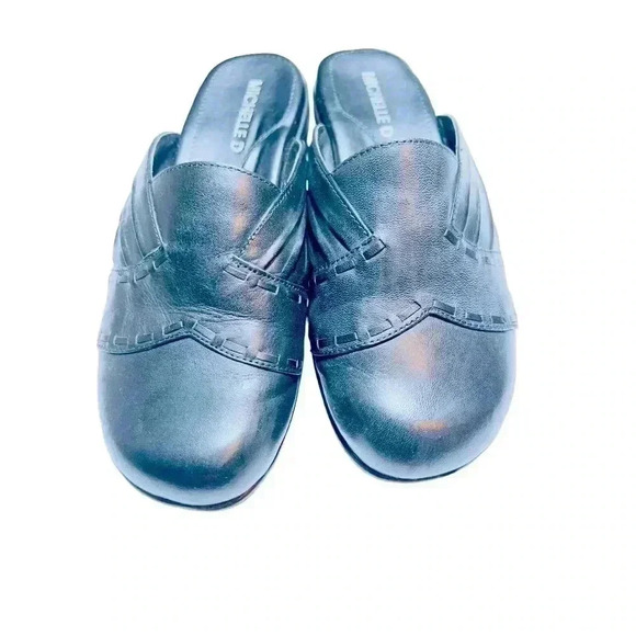Michelle D. Women’s Slip-On Black Clogs•Size 6•New With Box•Genuine Leather• - Picture 2 of 11